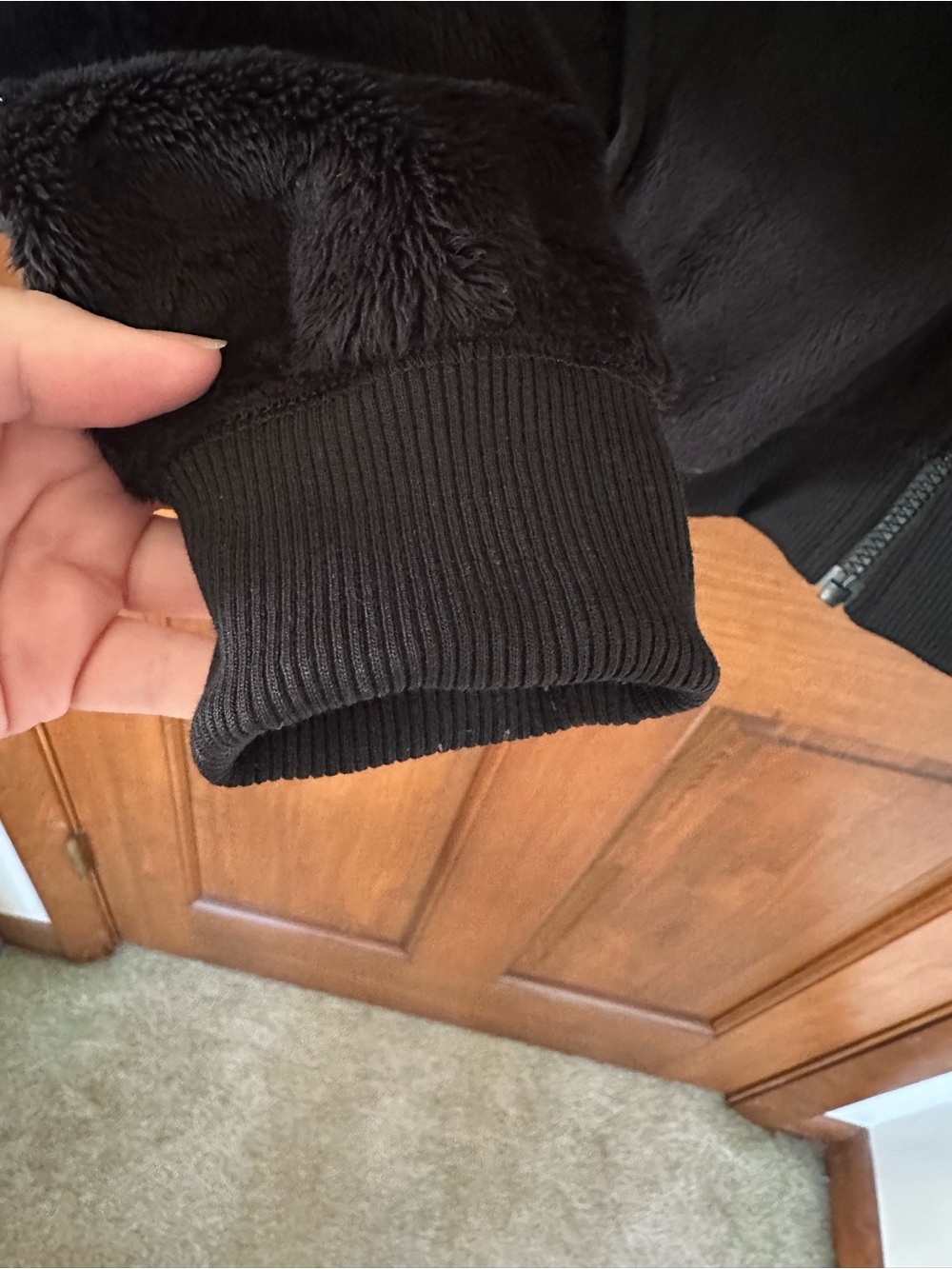 The North Face Black Plush Full-Zip Jacket - Picture 4 of 7